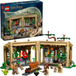 LEGO Harry Potter Hogwarts Castle: Herbology Class